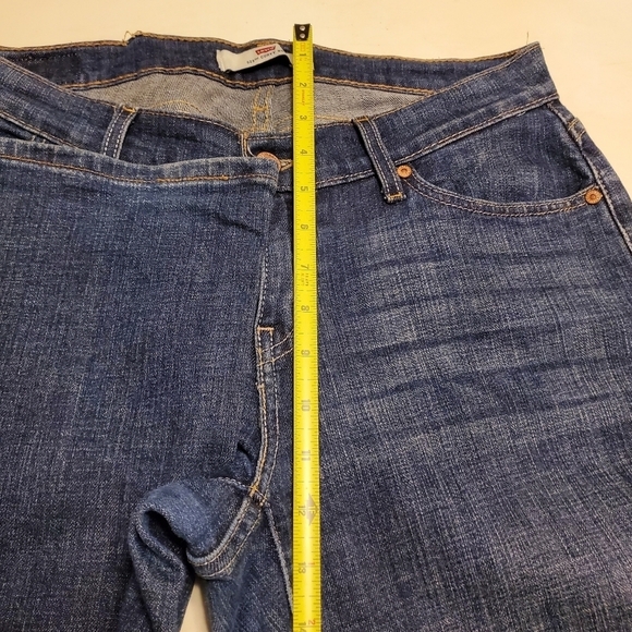 Levi's 529 Womens Jeans sz 8 Curvy BootCut Mid Rise Dark Wash Denim Pant - Picture 3 of 11